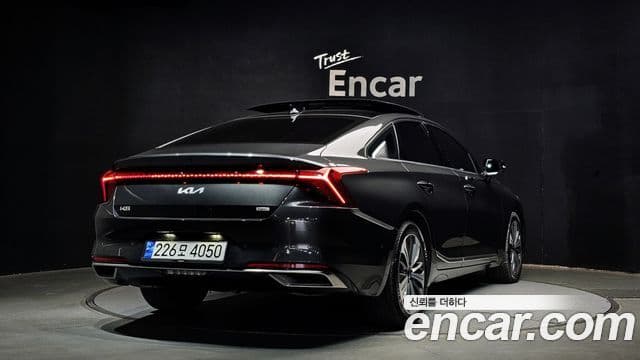 Kia K8 гибрид Signature, 2023 2