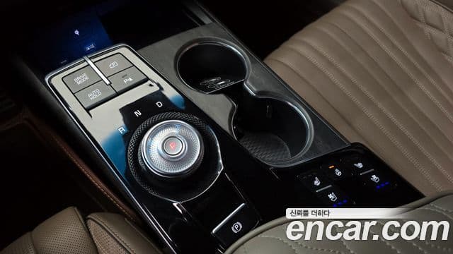 Kia K8 гибрид Signature, 2023 9