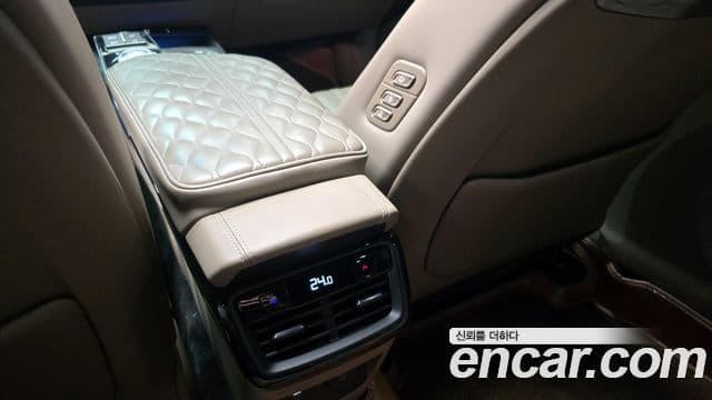 Kia K8 гибрид Signature, 2023 17