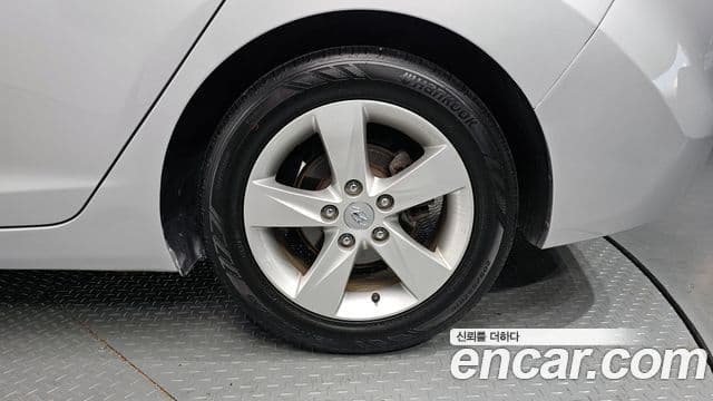 Hyundai Avante MD M16 GDI Smart, 2013 все фото