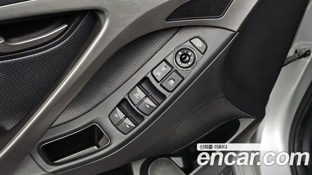 Hyundai Avante MD M16 GDI Smart, 2013 19