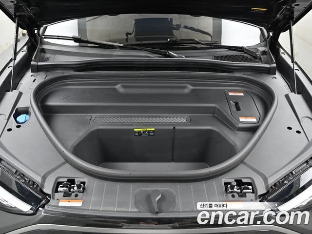 Audi Q6 e-Tron (GF) Premium, 2025 6