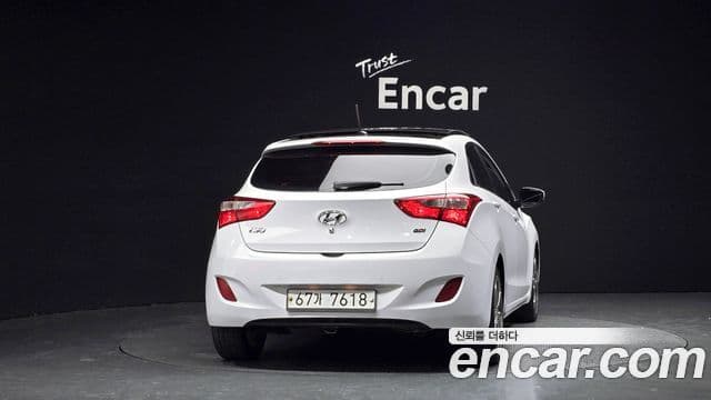 Hyundai i30(новый кузов / новое поколение) 1.6 GDI Unique, 2012 4