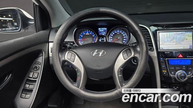 Hyundai i30(новый кузов / новое поколение) 1.6 GDI Unique, 2012 14