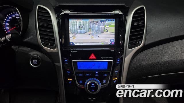 Hyundai i30(новый кузов / новое поколение) 1.6 GDI Unique, 2012 16