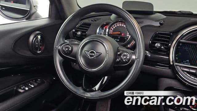 Mini Cooper D 클럽맨 2세대, 2019 13