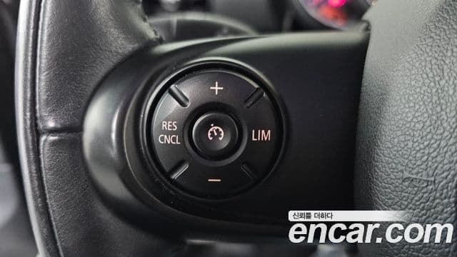 Mini Cooper D 클럽맨 2세대, 2019 18