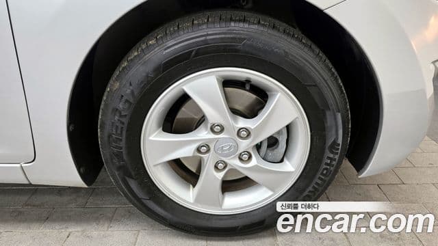 Hyundai Avante MD M16 GDI Smart, 2013 все фото