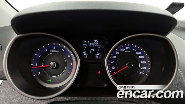 Hyundai Avante MD M16 GDI Smart, 2013 8