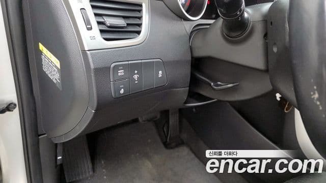 Hyundai Avante MD M16 GDI Smart, 2013 17