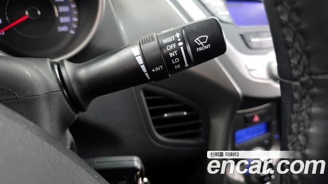 Hyundai Avante MD M16 GDI Smart, 2013 19