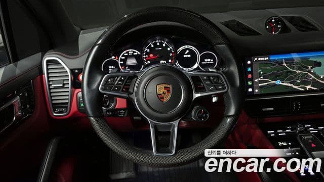 Porsche Cayenne (PO536), 2022 13