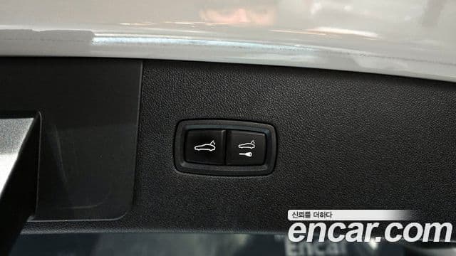 Porsche Cayenne (PO536), 2022 20