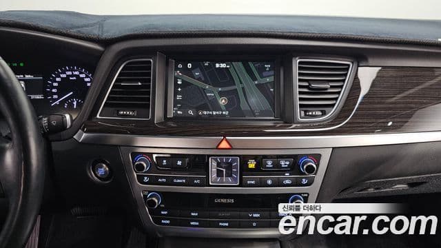 Genesis G80 Luxury Special, 2020 14