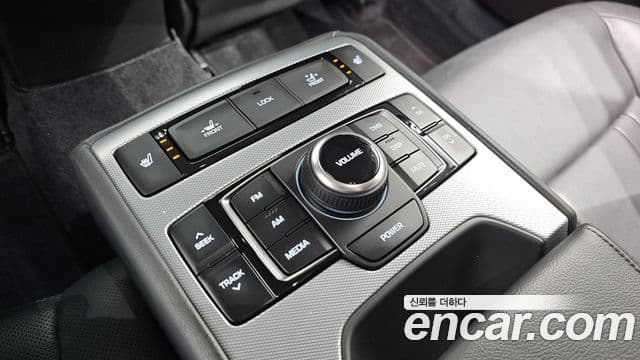 Genesis G80 Luxury Special, 2020 18