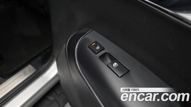 Kia Mohave 4WD KV300, 2012 18