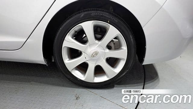 Hyundai Avante MD M16 GDI top, 2011 все фото