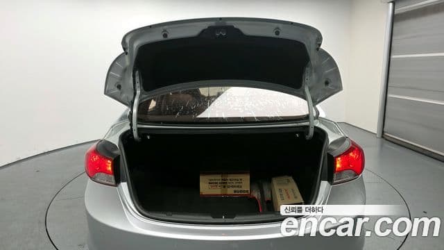 Hyundai Avante MD M16 GDI top, 2011 20