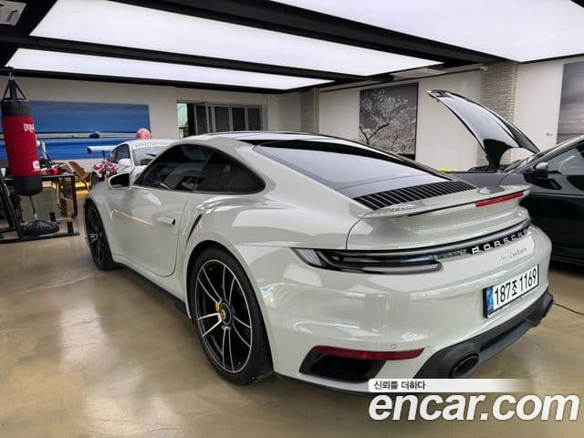 Porsche 911 (992) турбо S, 2023 18