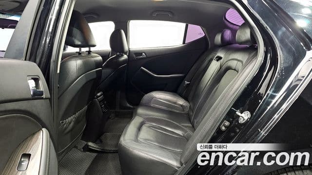 Kia K5 Luxury, 2011 12