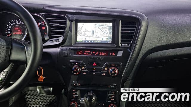 Kia K5 Luxury, 2011 15