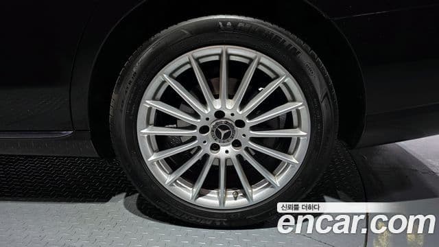 Mercedes-Benz E-класс W213 Exclusive, 2021 все фото