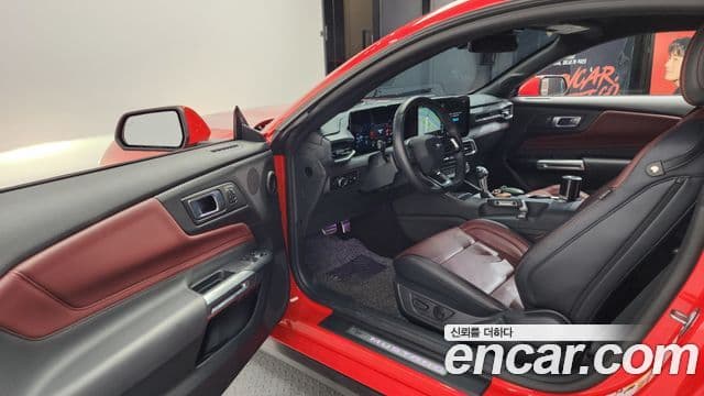 Ford Mustang 7세대 2.3 EcoBoost Premium купе, 2024 10