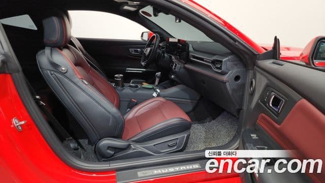 Ford Mustang 7세대 2.3 EcoBoost Premium купе, 2024 11