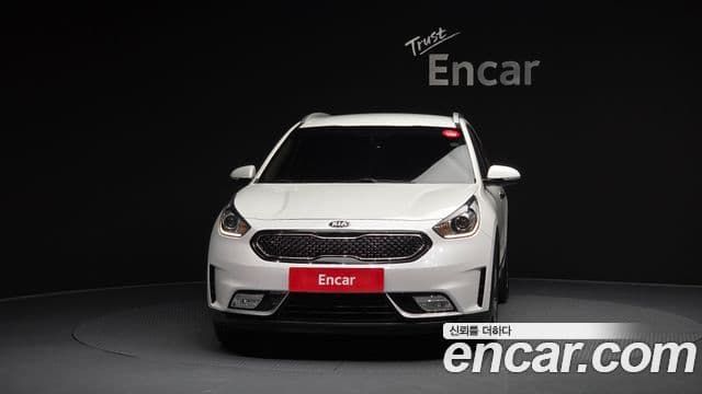 Kia Niro Prestige, 2018 3