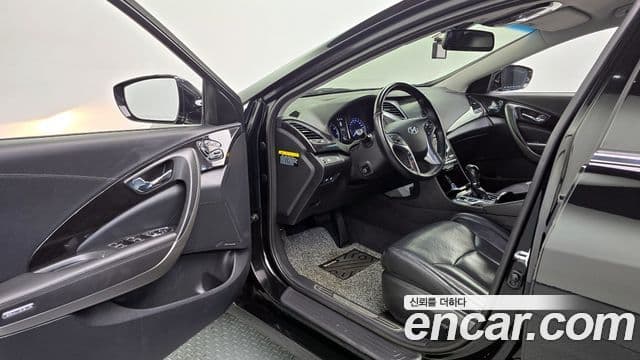 Hyundai Grandeur HG Modern, 2015 11