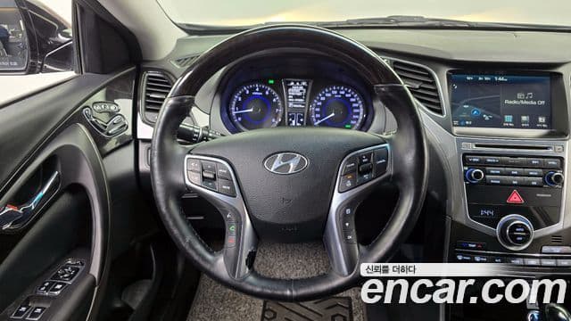 Hyundai Grandeur HG Modern, 2015 14