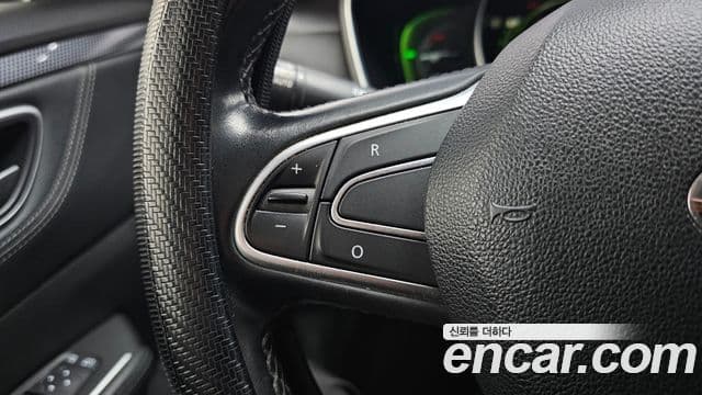 Renault Korea(Samsung) SM6 2.0 LPe LE (для людей с инвалидностью), 2017 10