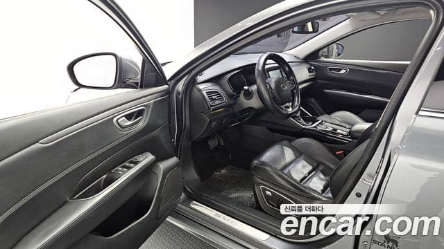 Renault Korea(Samsung) SM6 2.0 LPe LE (для людей с инвалидностью), 2017 11