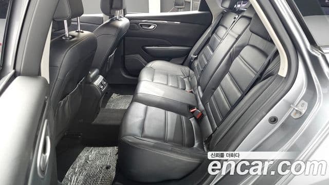 Renault Korea(Samsung) SM6 2.0 LPe LE (для людей с инвалидностью), 2017 12