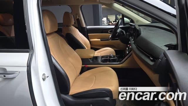 Kia Carnival 4세대 Signature, 2021 11