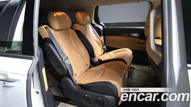Kia Carnival 4세대 Signature, 2021 12