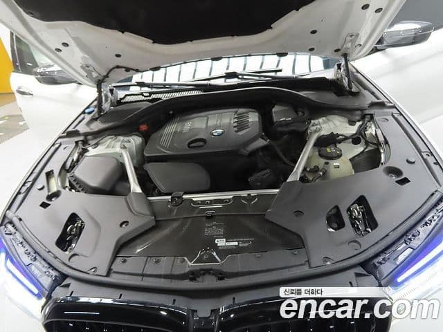 BMW 5시리즈 (G30) 520d xDrive M Sport, 2018 8