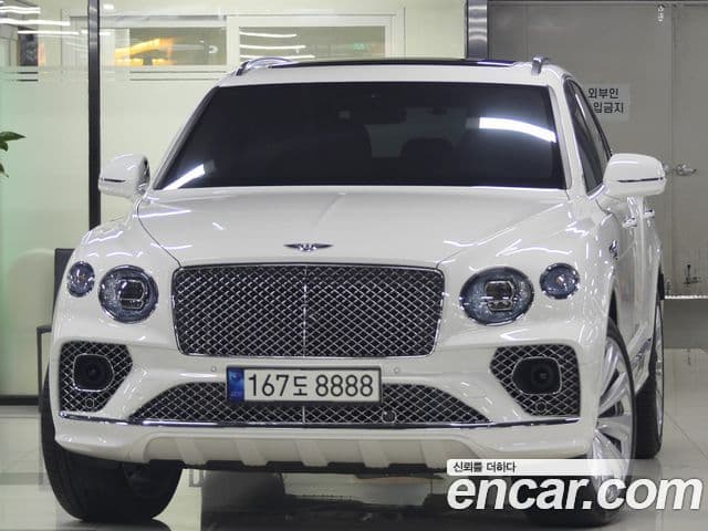 Bentley Bentayga 4.0 V8, 2021 1