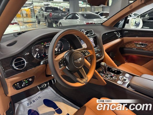Bentley Bentayga 4.0 V8, 2021 4