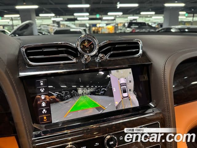 Bentley Bentayga 4.0 V8, 2021 9