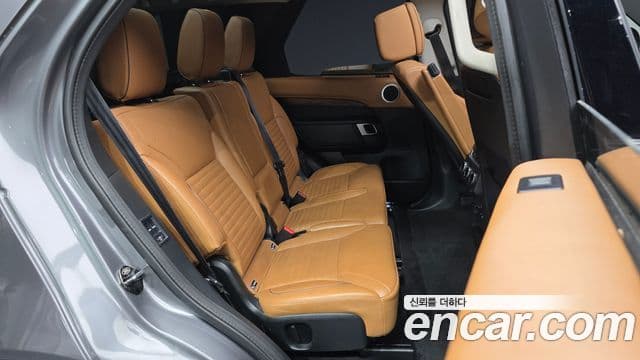 Land Rover Discovery 5 Luxury, 2019 12