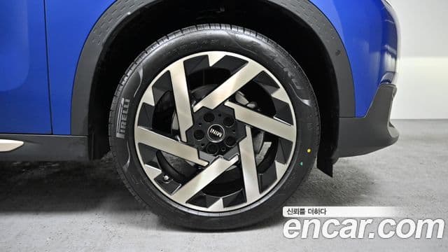 Mini Cooper S Countryman 3세대 ALL4 favored, 2025 все фото