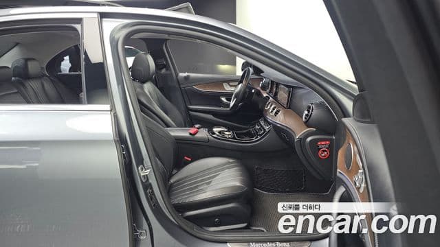 Mercedes-Benz E-класс W213 Exclusive, 2019 12