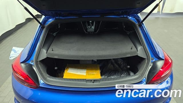 Volkswagen 시로코 2.0 TSI R, 2013 20