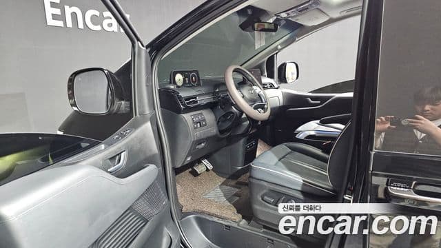 Hyundai Staria Inspiration, 2022 10