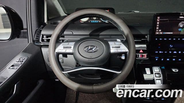 Hyundai Staria Inspiration, 2022 13