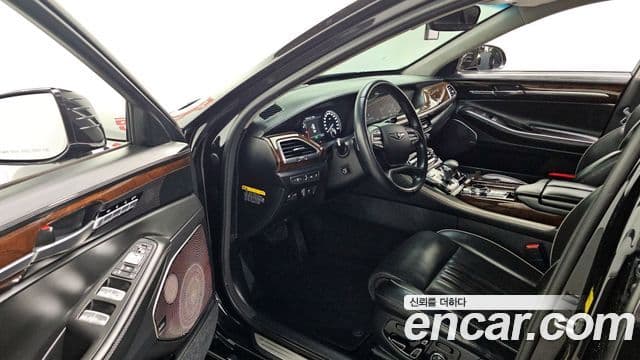 Genesis EQ900 Prestige, 2018 11