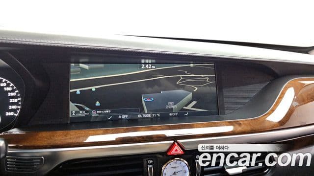 Genesis EQ900 Prestige, 2018 17