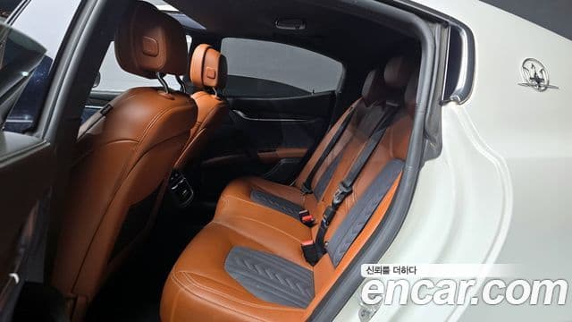 Maserati 기블리 3세대, 2018 13