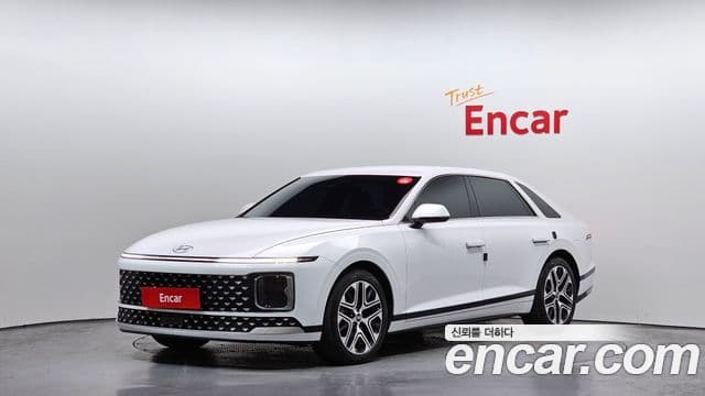 Hyundai Grandeur (GN7) Premium, 2023 1